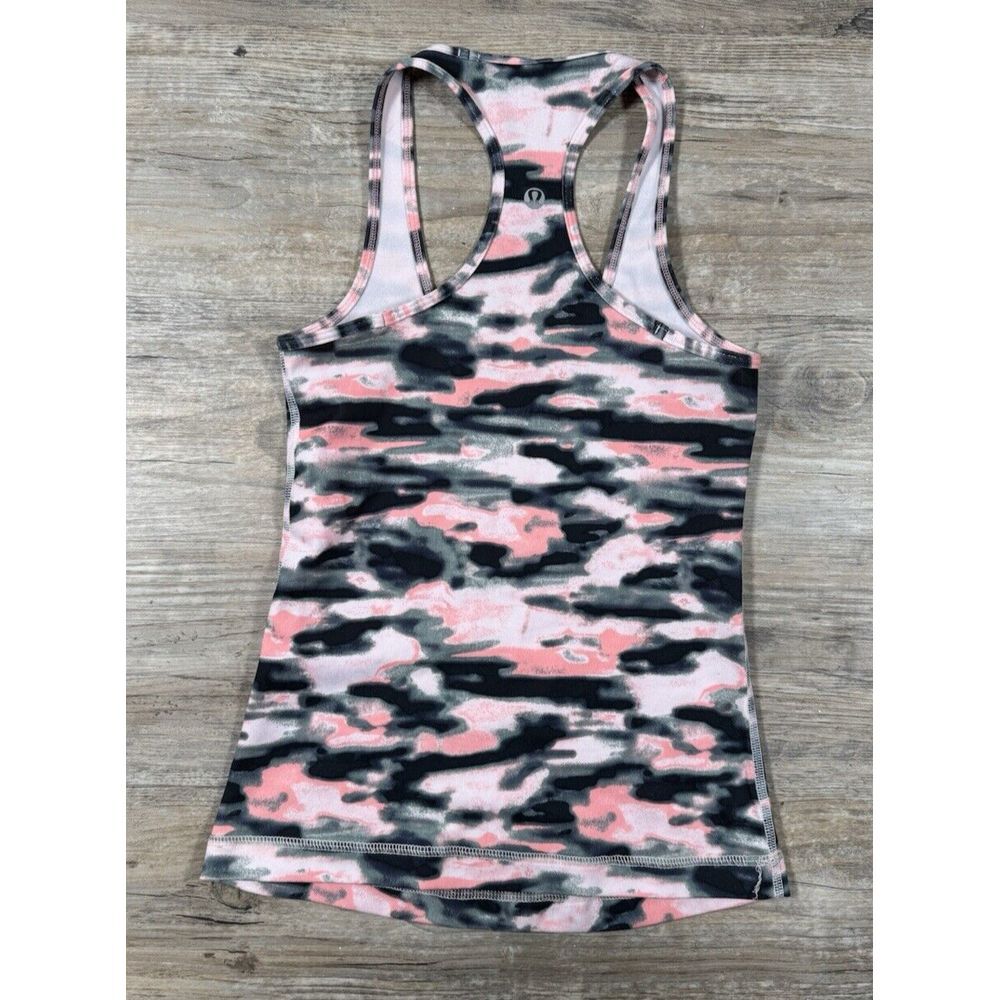 Lululemon Tank Top -‎ Cool Racerback (CRB), Size 2 - Pink Camo - Picture 3 of 6